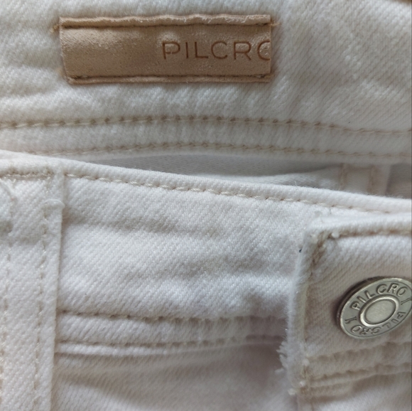 Pilcro Ultra High-Rise Slim Straight Jeans - Picture 9 of 14